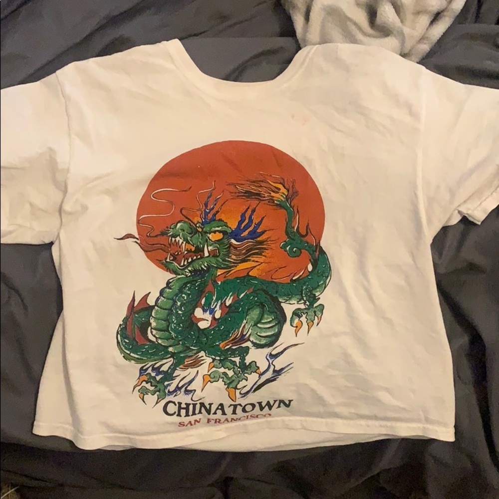 brandy melville graphic tee!!